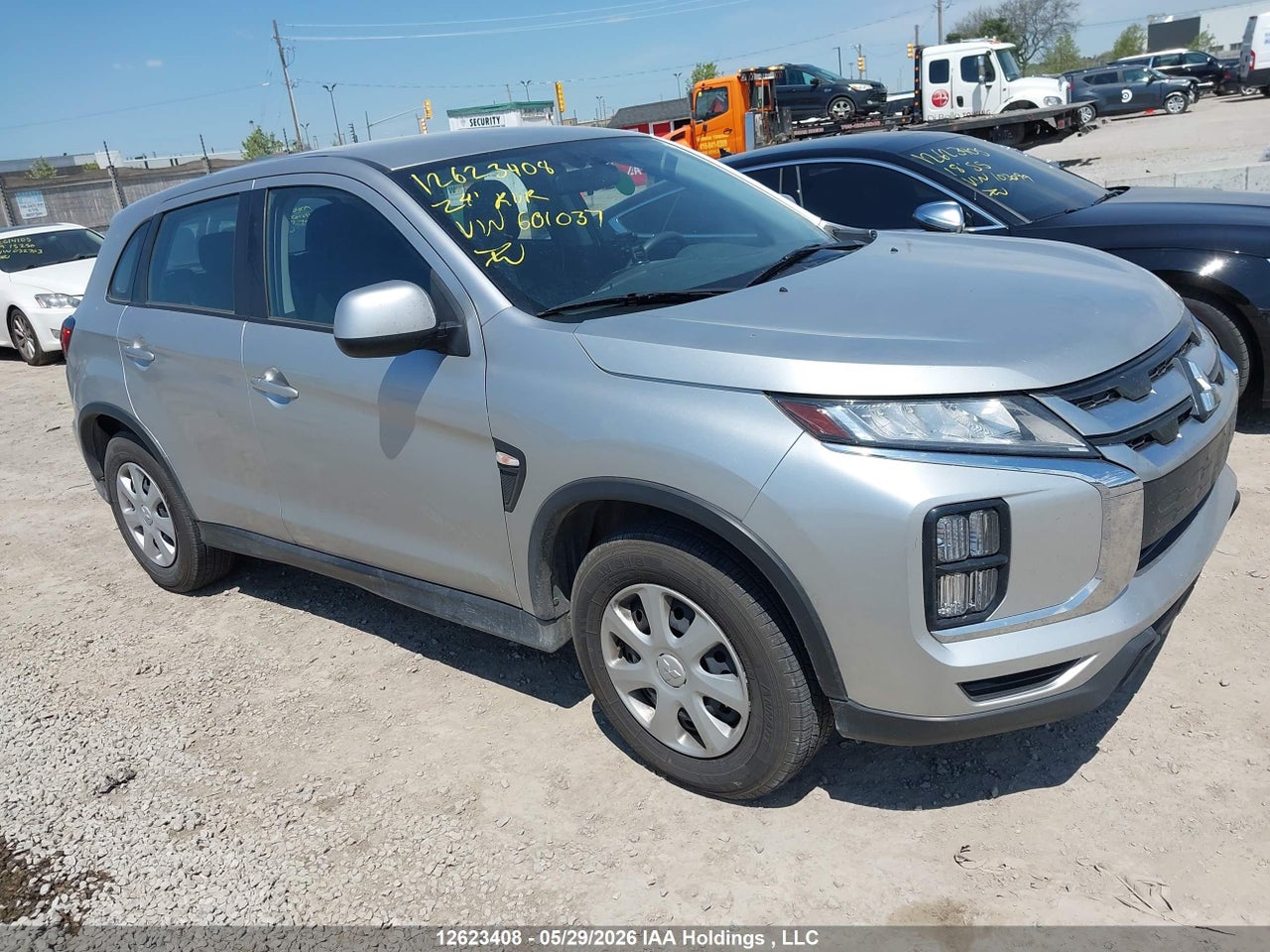 JA4AJUAUXRU601037 · 2024 MITSUBISHI RVR ES