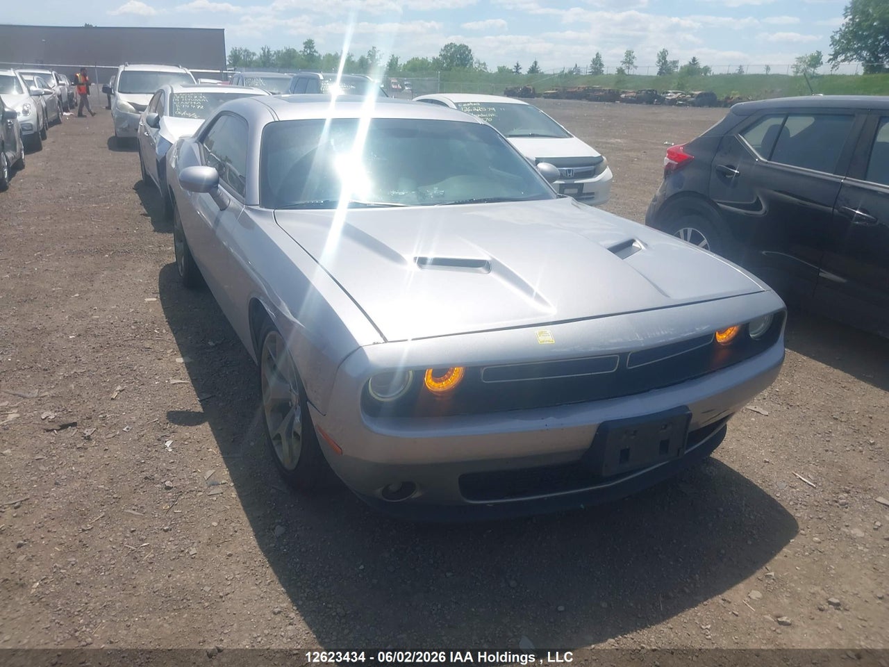 2C3CDZAG7GH****** · 2016 DODGE CHALLENGER SXT