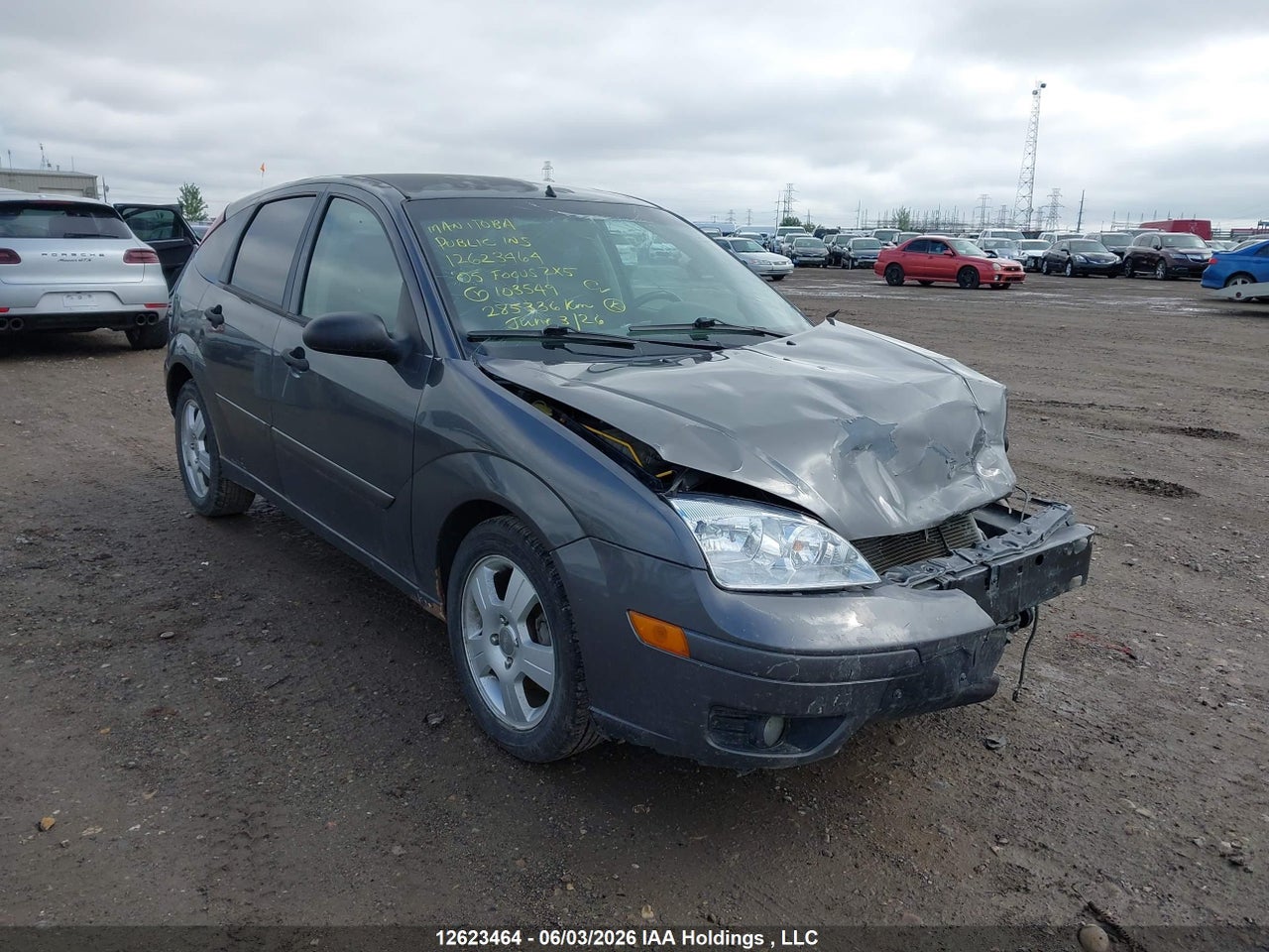 3FAFP37N75R103549 · 2005 FORD FOCUS ZX5