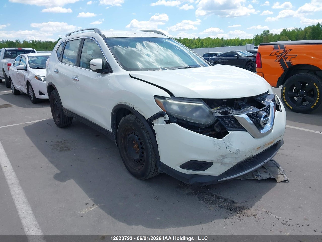 5N1AT2MV8GC878650 · 2016 NISSAN ROGUE S/SL PREMIUM/SV