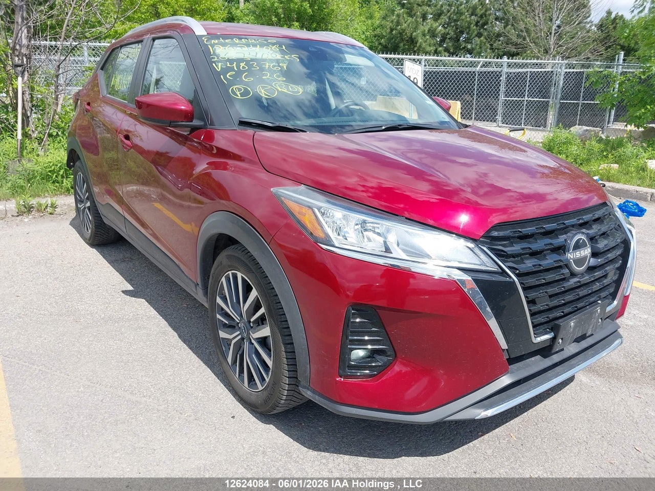 2025 NISSAN KICKS PLAY SV