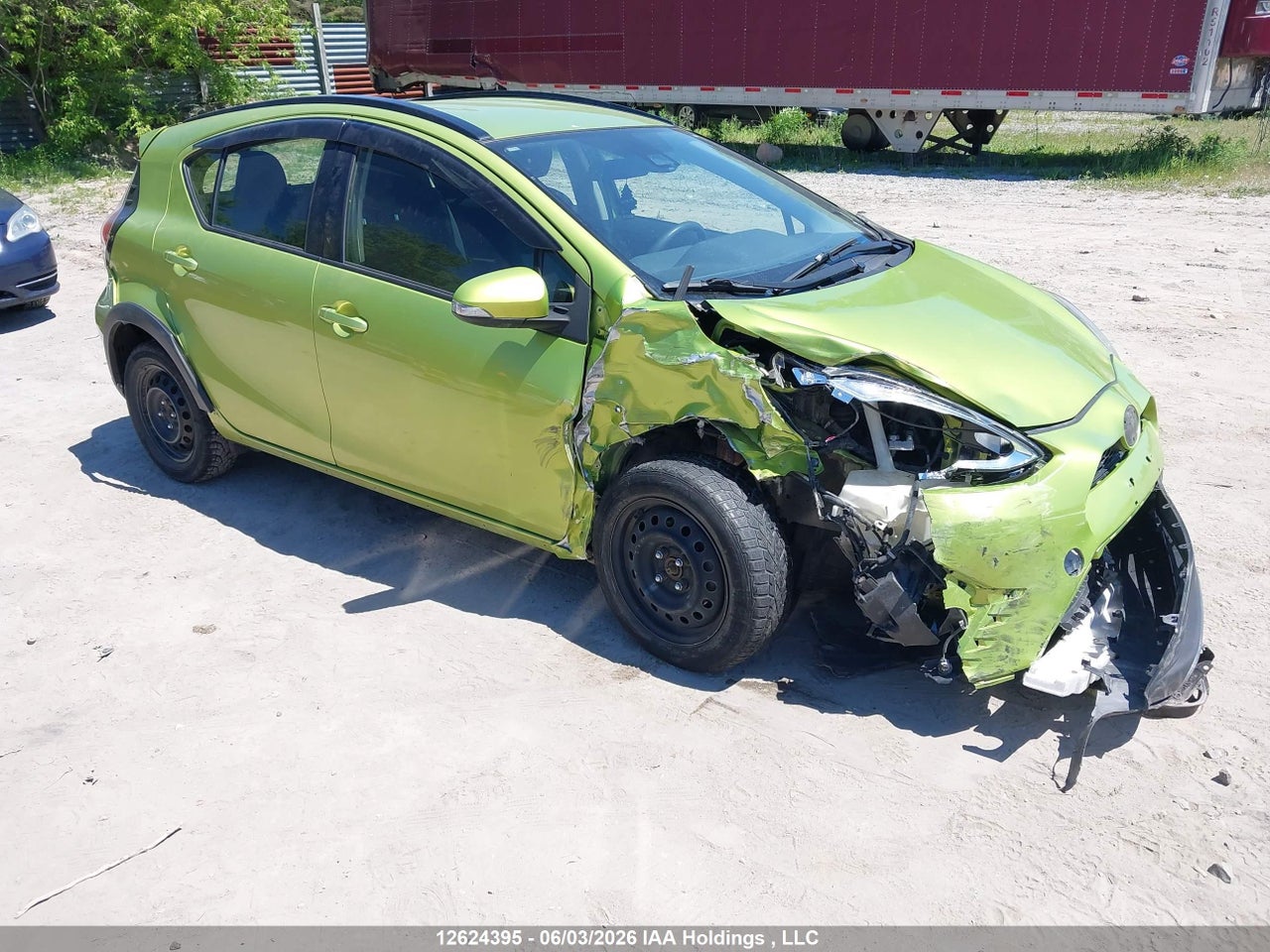JTDKDTB31J1617568 · 2018 TOYOTA PRIUS C TECHNOLOGY