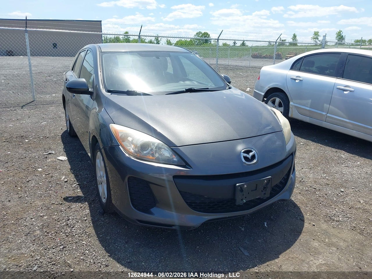 JM1BL1KF6B1467721 · 2011 MAZDA MAZDA3 GX