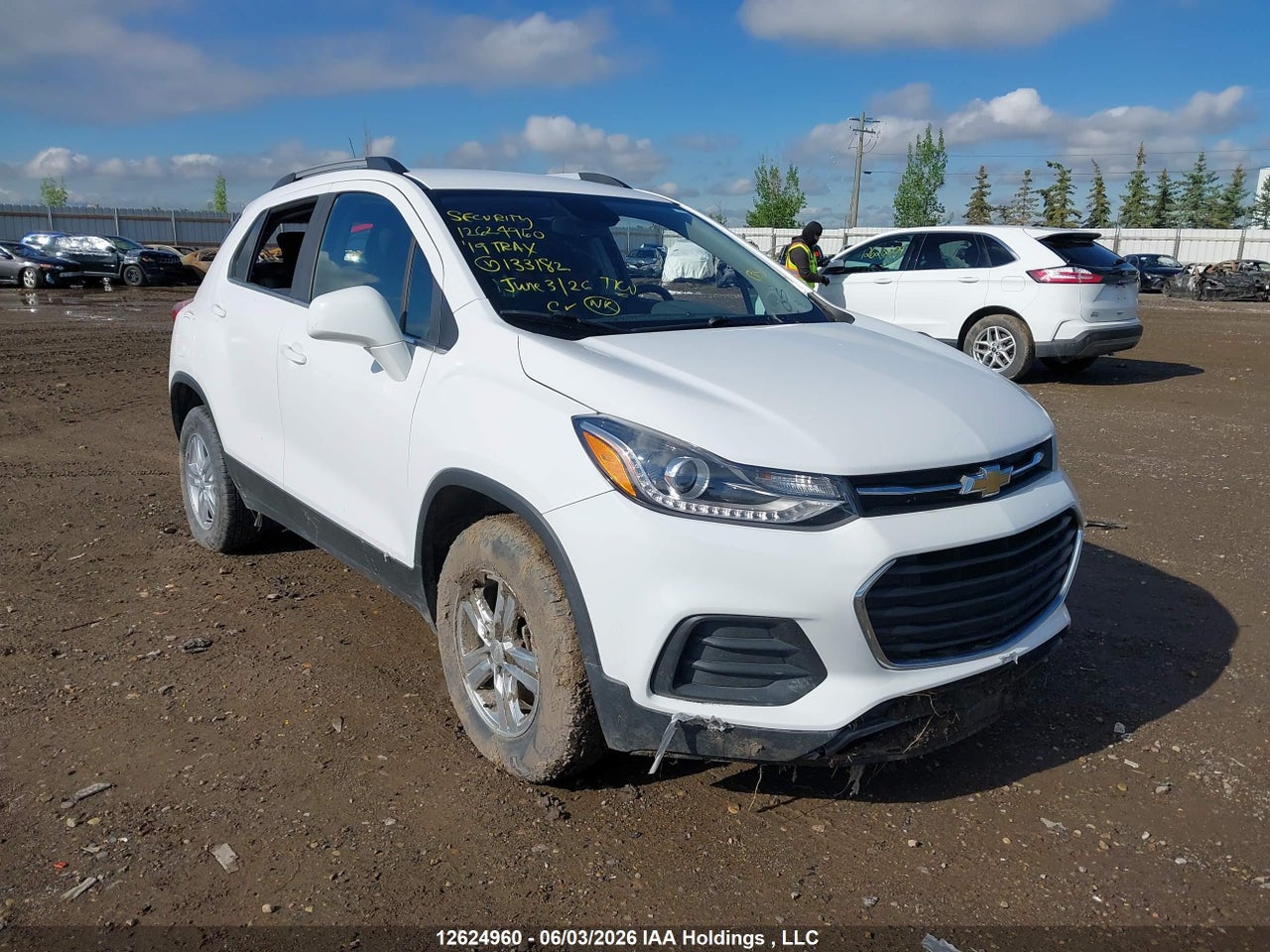 3GNCJPSB6KL133182 · 2019 CHEVROLET trax lt