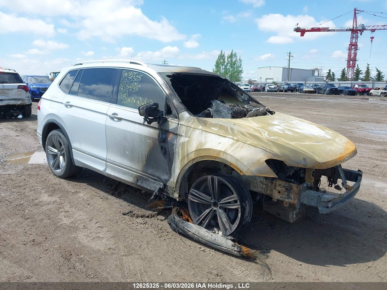 3VV4B7AX4JM137135 · 2018 VOLKSWAGEN TIGUAN SEL PREMIUM