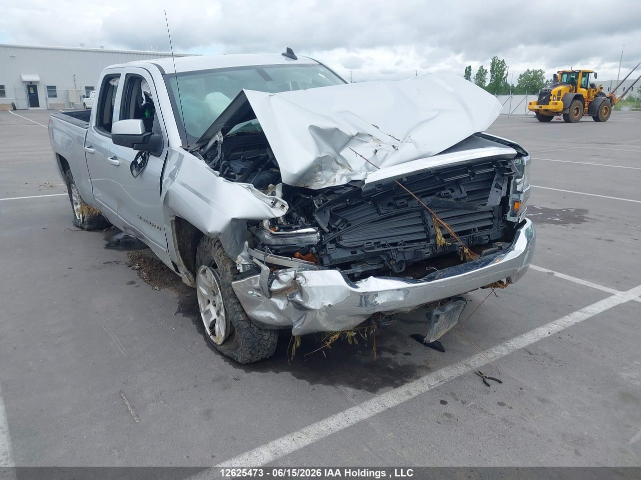 2GCVKPEC2K1184666 · 2019 CHEVROLET SILVERADO 1500 LD LT