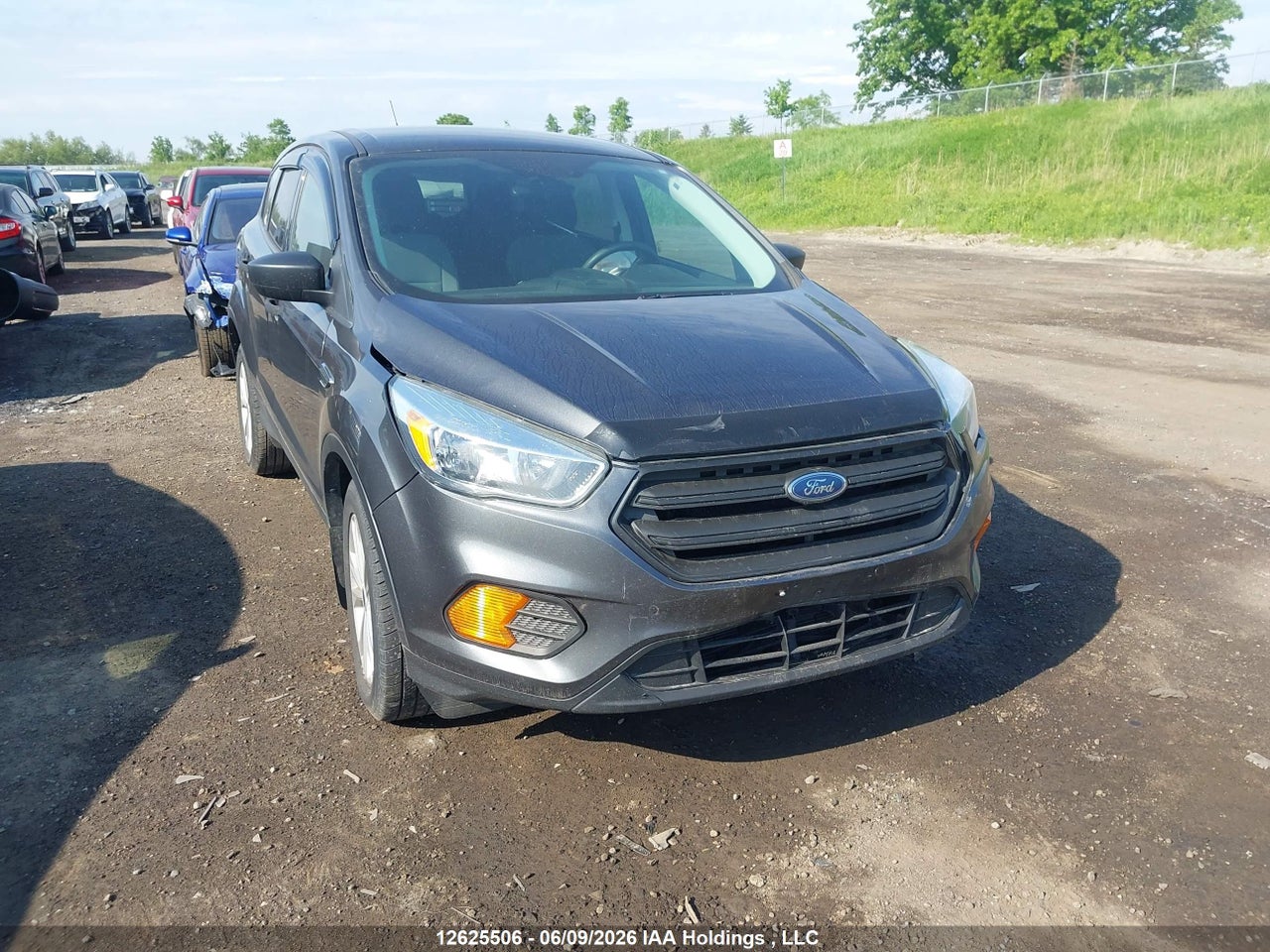 1FMCU9FD2HUB18938 · 2017 FORD ESCAPE S