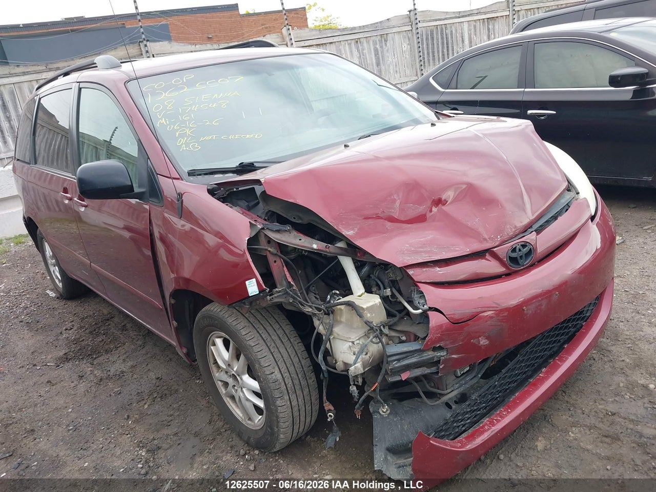 5TDZK23C08S174548 · 2008 TOYOTA SIENNA LE