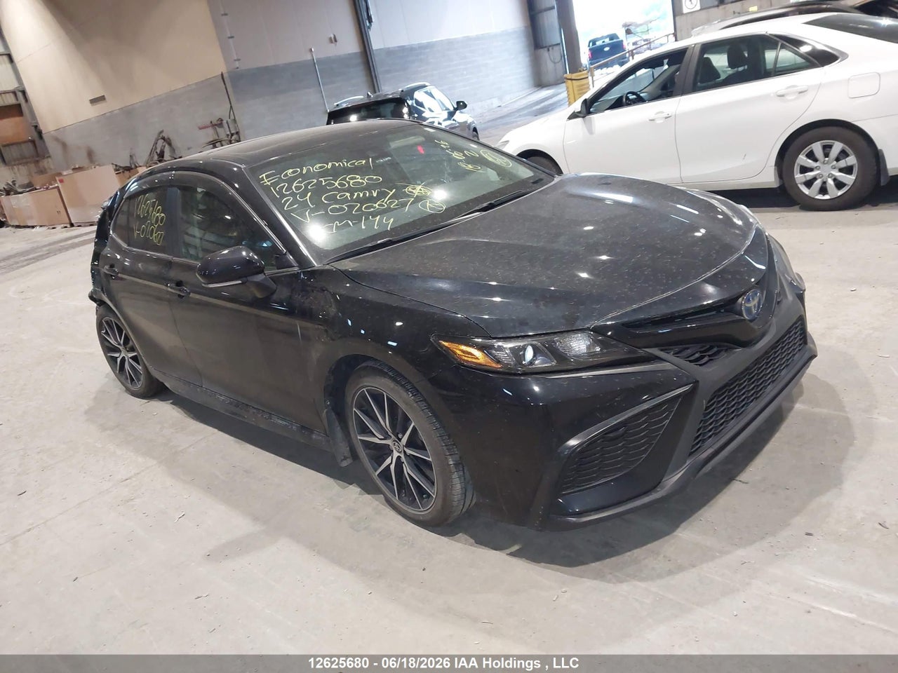 4T1B21HKXRU020627 · 2024 TOYOTA CAMRY HYBRID SE