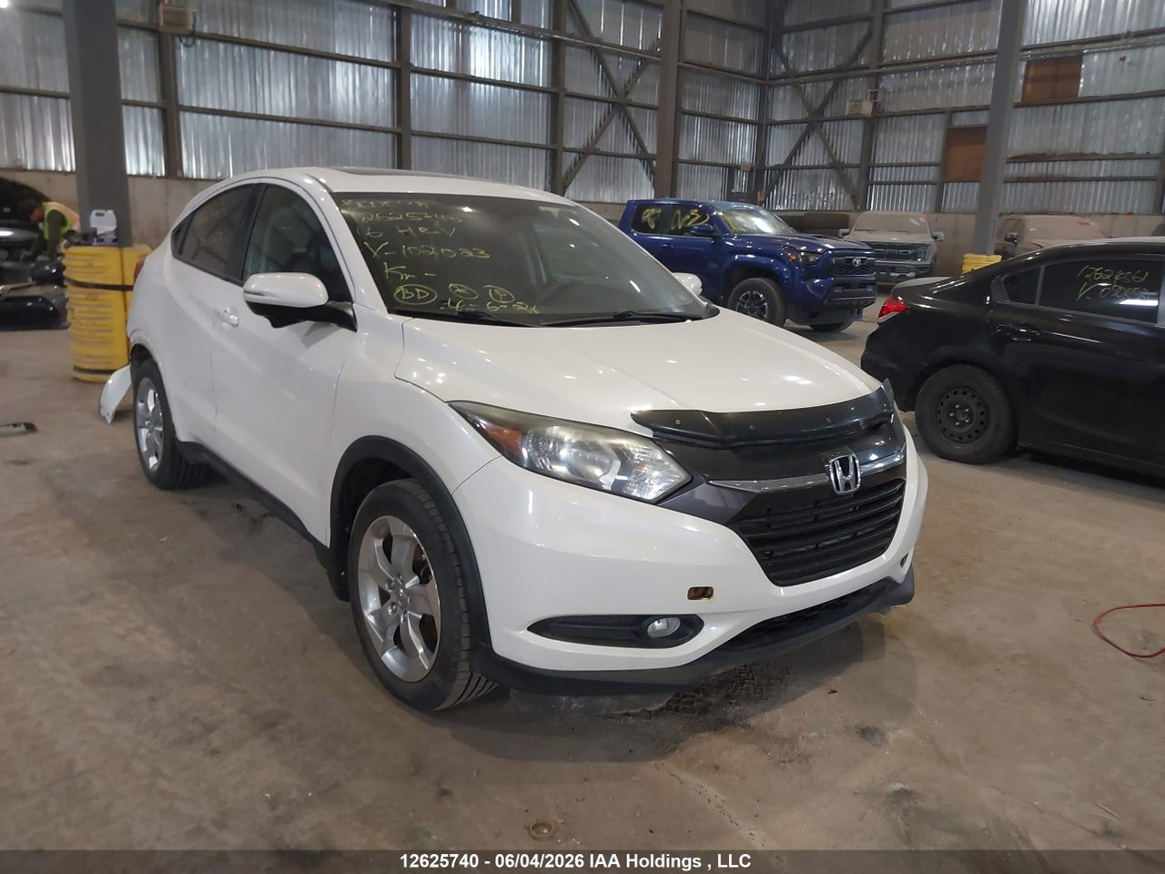 3CZRU5G50GM102023 · 2016 HONDA HR-V EX