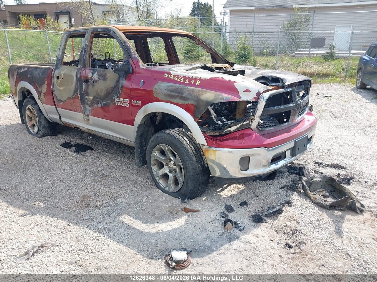 1C6RR7JT8DS534671 · 2013 RAM 1500 LARAMIE