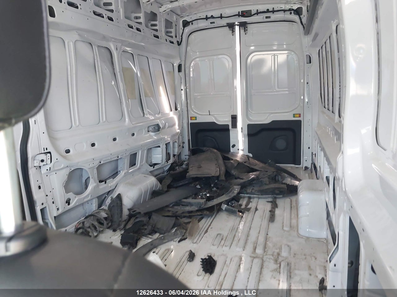 1FTBR3X83SKA79490 · 2025 FORD transit t-250 · 8/17