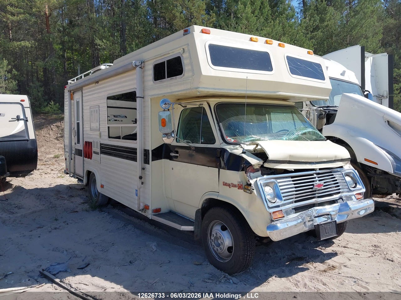 CGR3374157023 · 1977 CHEVROLET G30