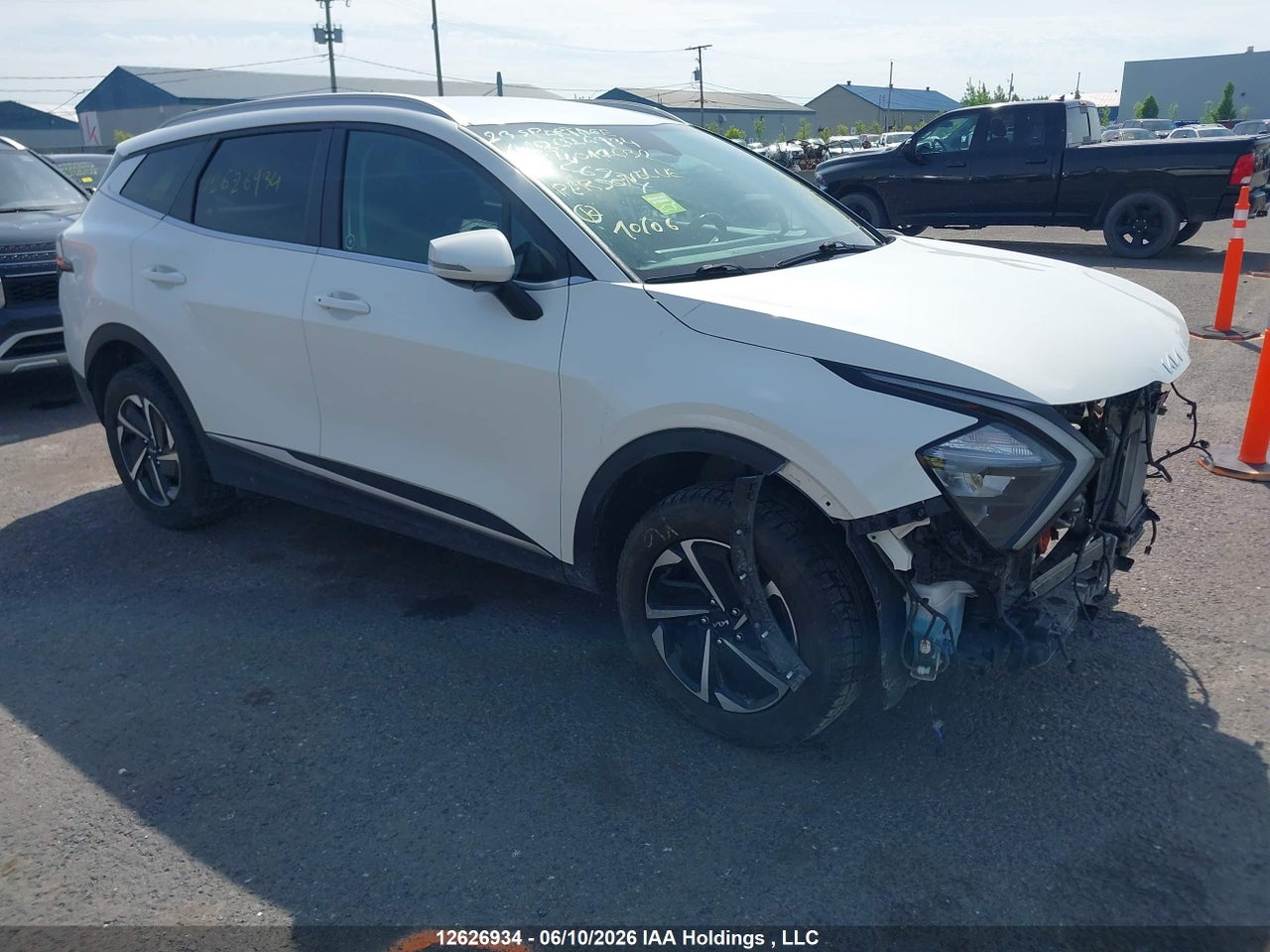 KNDPVCAG1P7017632 · 2023 KIA SPORTAGE EX