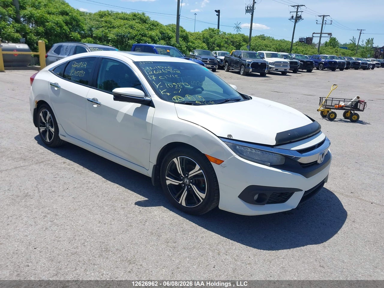 2HGFC1F9XHH105893 · 2017 HONDA Civic touring