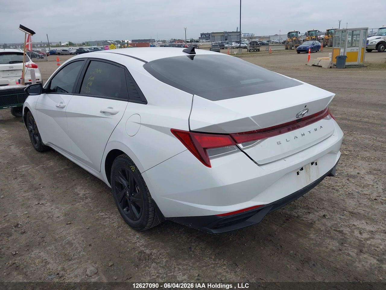 KMHLM4AG1NU247138 · 2022 HYUNDAI ELANTRA SEL · 3/19
