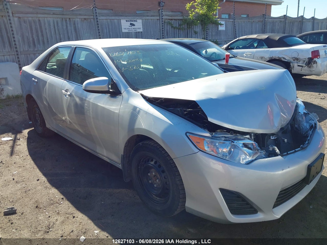 4T1BF1FK0EU370723 · 2014 TOYOTA CAMRY L/SE/LE/XLE