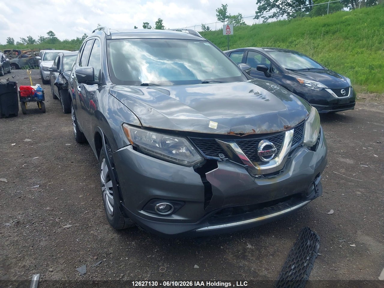 5N1AT2MM8FC857562 · 2015 NISSAN ROGUE S/SL/SV