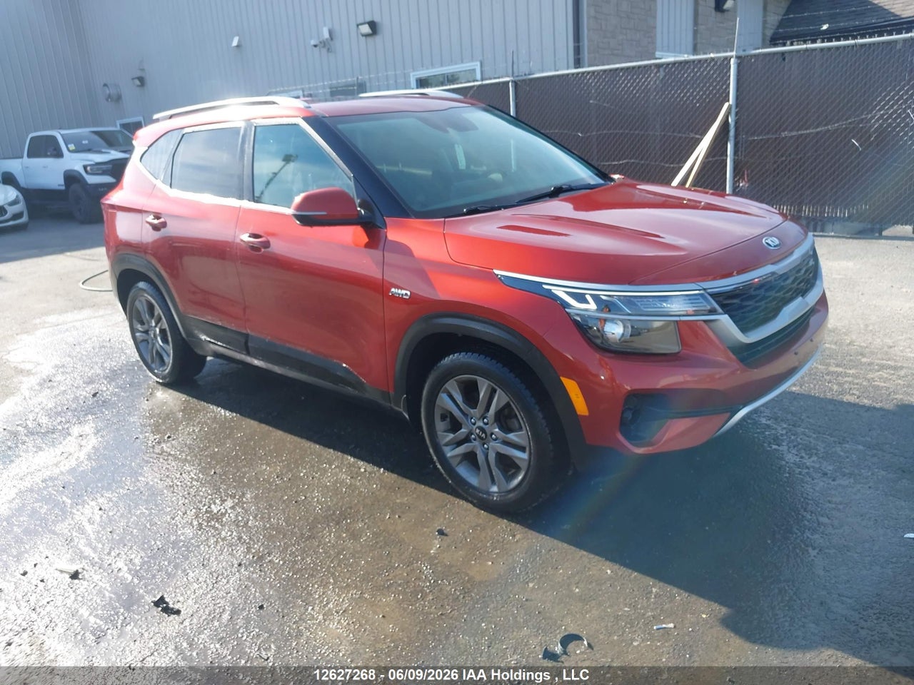 KNDEUCAA2M7216710 · 2021 KIA SELTOS EX