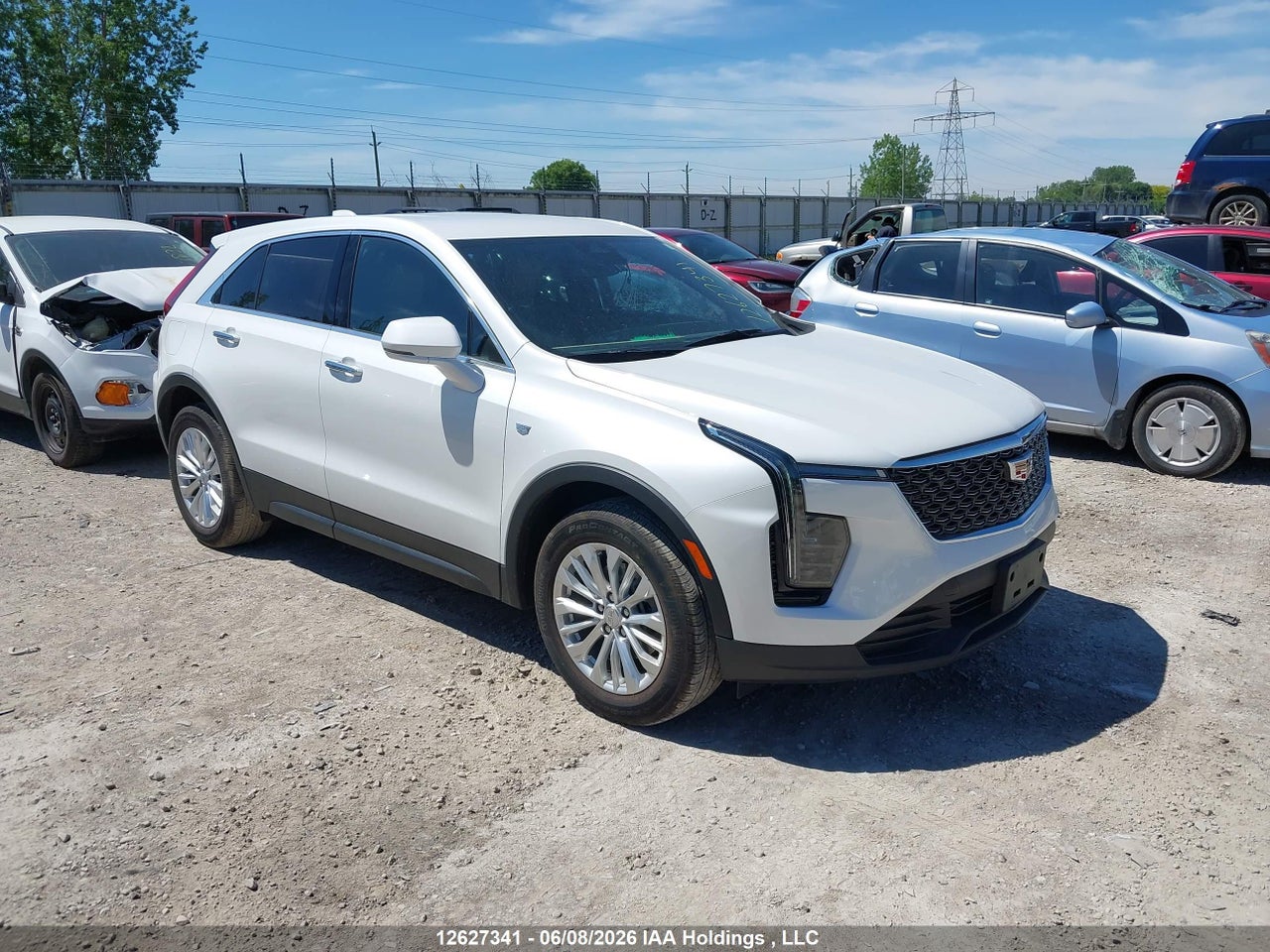 1GYAZAR44RF192369 · 2024 CADILLAC XT4 LUXURY