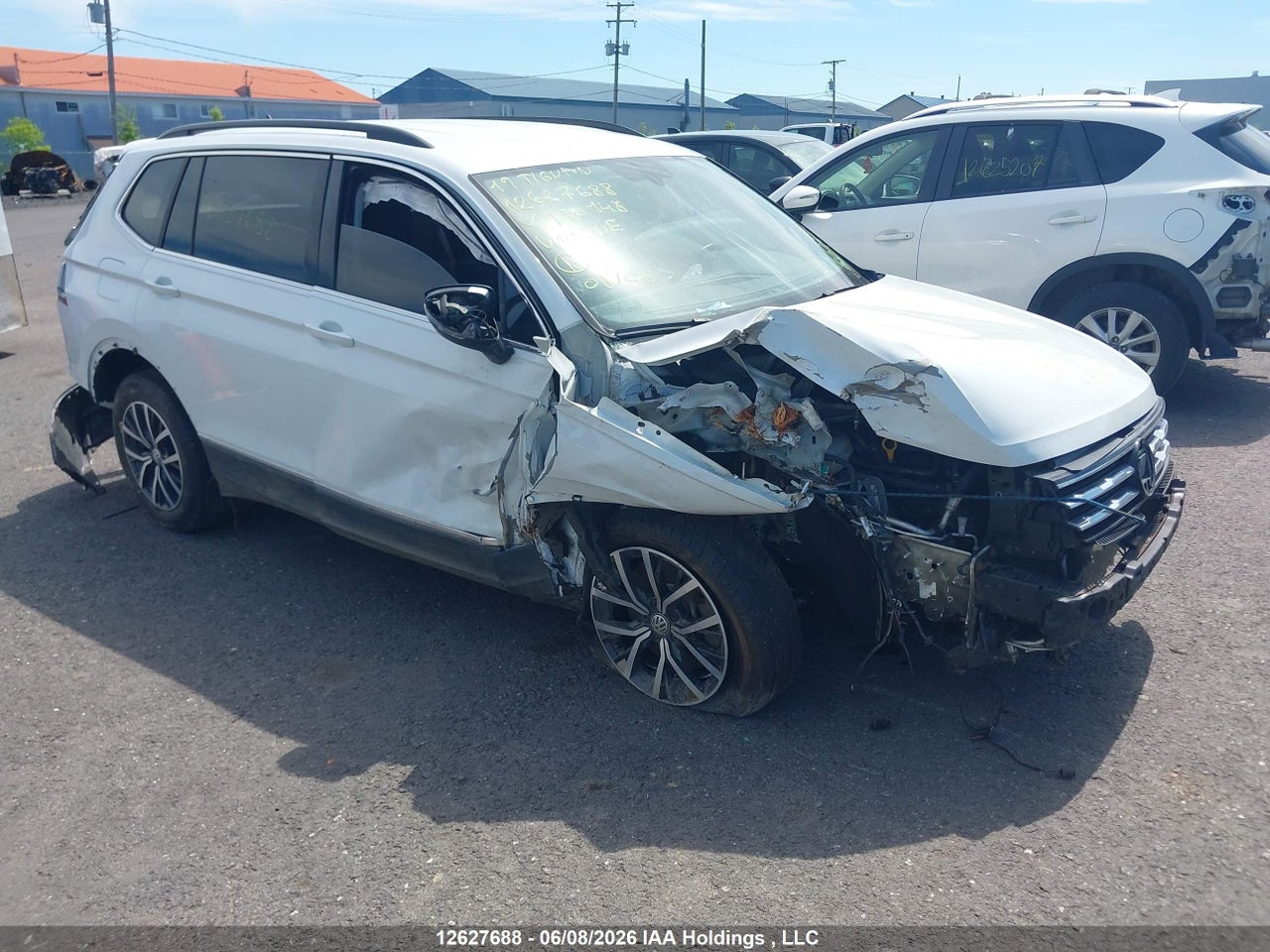 3VV2B7AX1KM170148 · 2019 VOLKSWAGEN TIGUAN COMFORTLINE