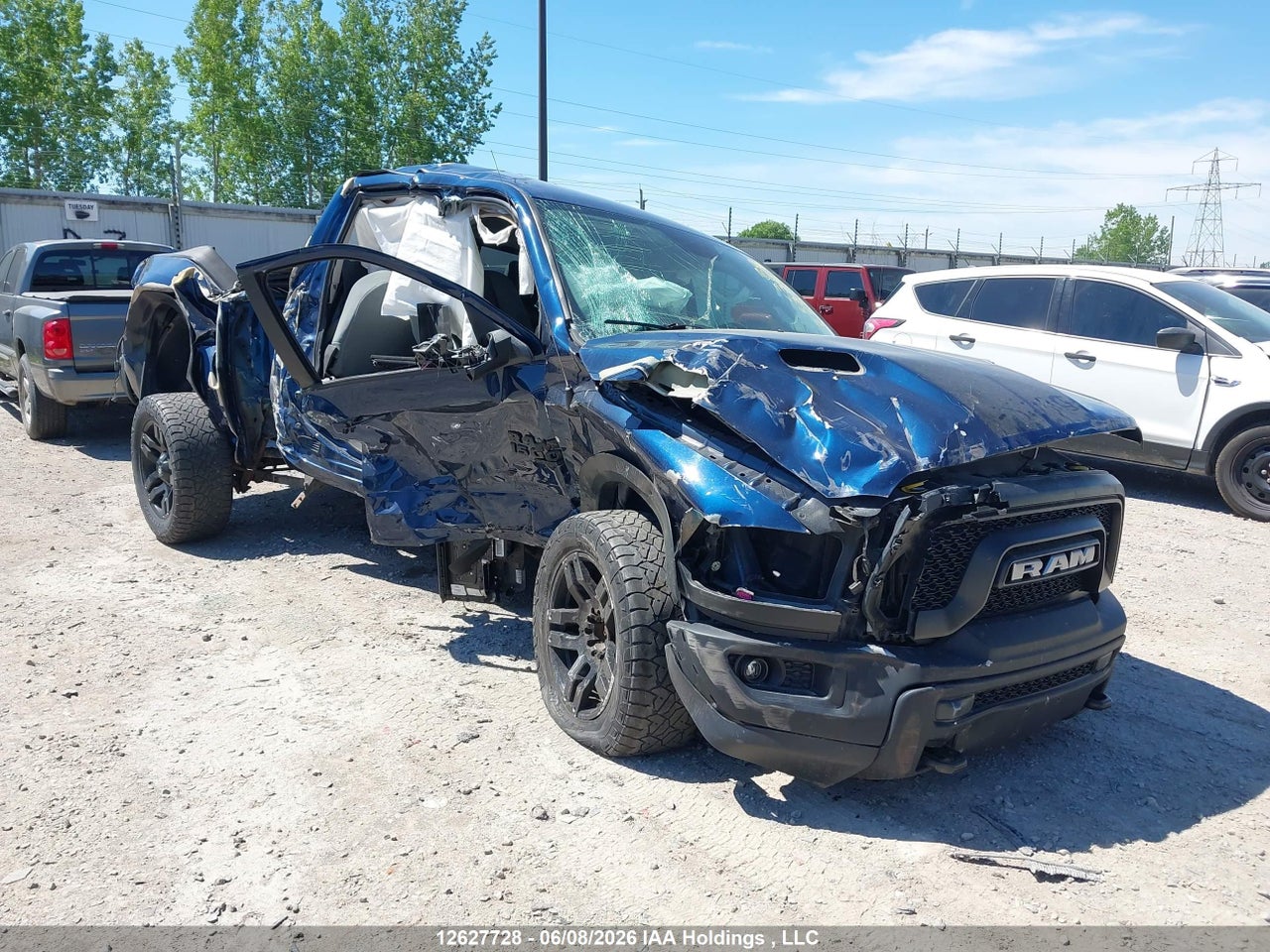 1C6RR7LT4KS743724 · 2019 RAM 1500 CLASSIC SLT