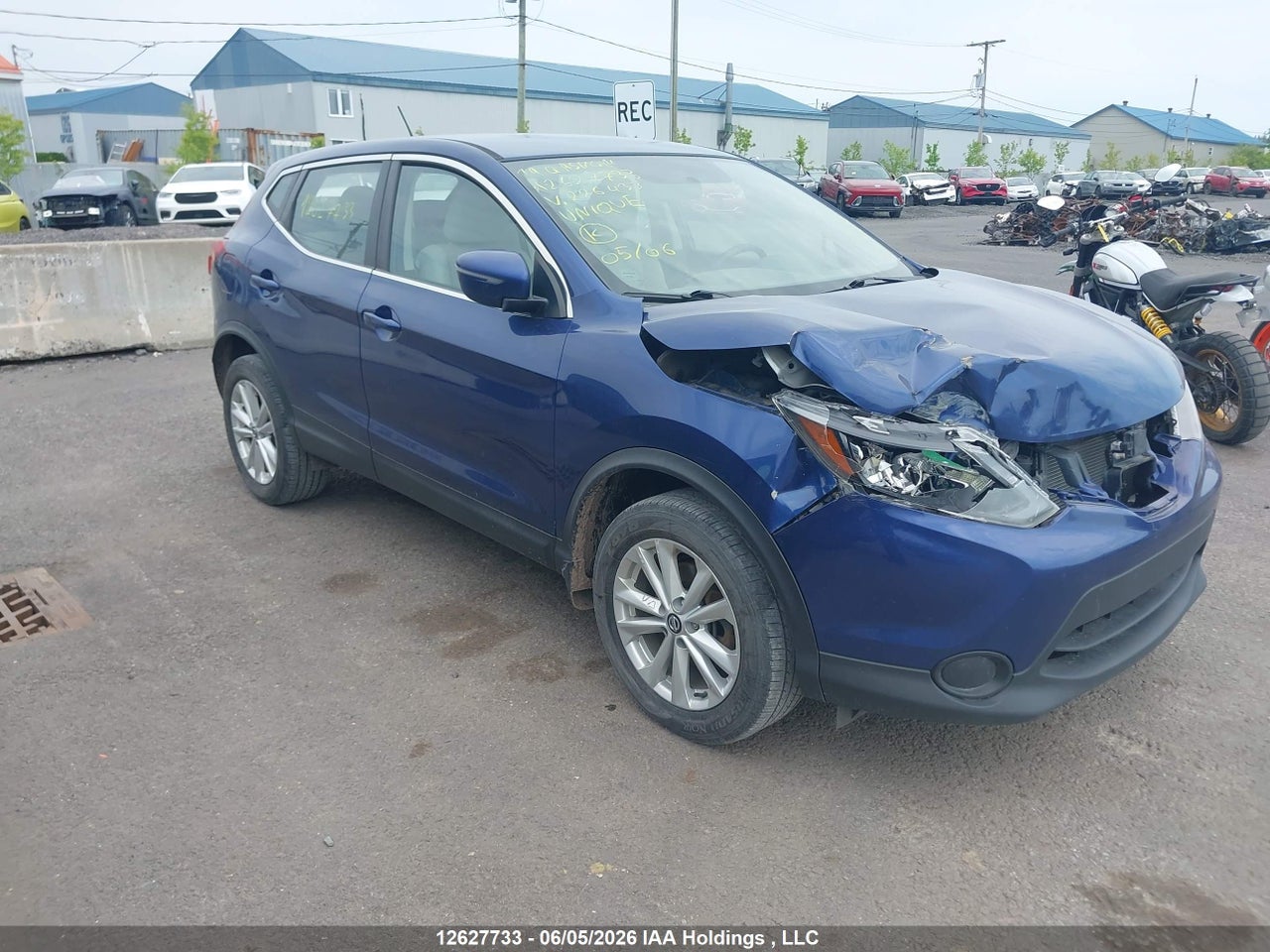 JN1BJ1CP9KW226433 · 2019 NISSAN QASHQAI S/SV
