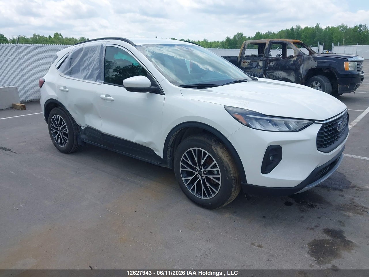 1FMCU0E19PUB28674 · 2023 FORD ESCAPE PHEV