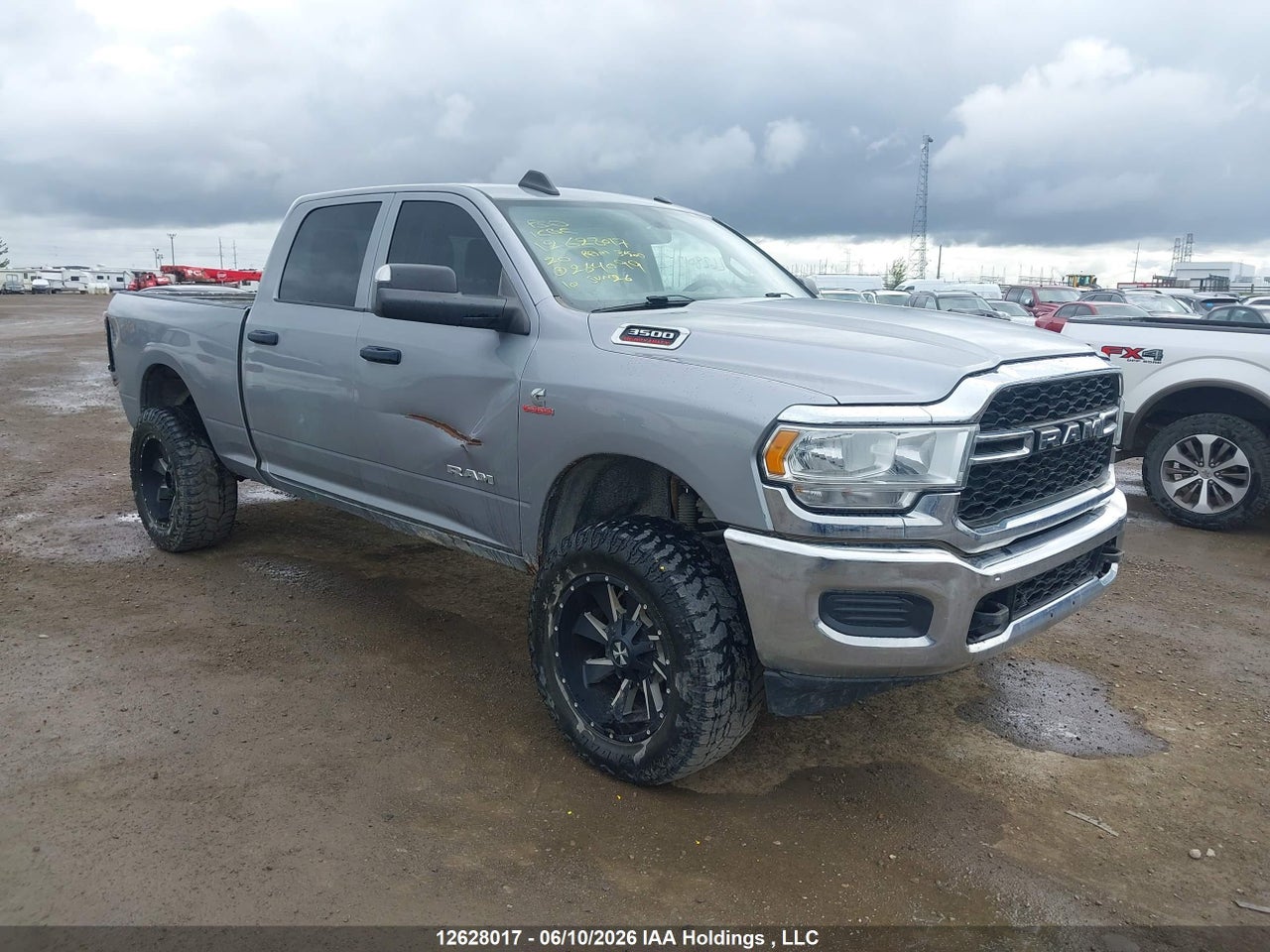 3C63R3CL1LG264099 · 2020 RAM 3500 TRADESMAN