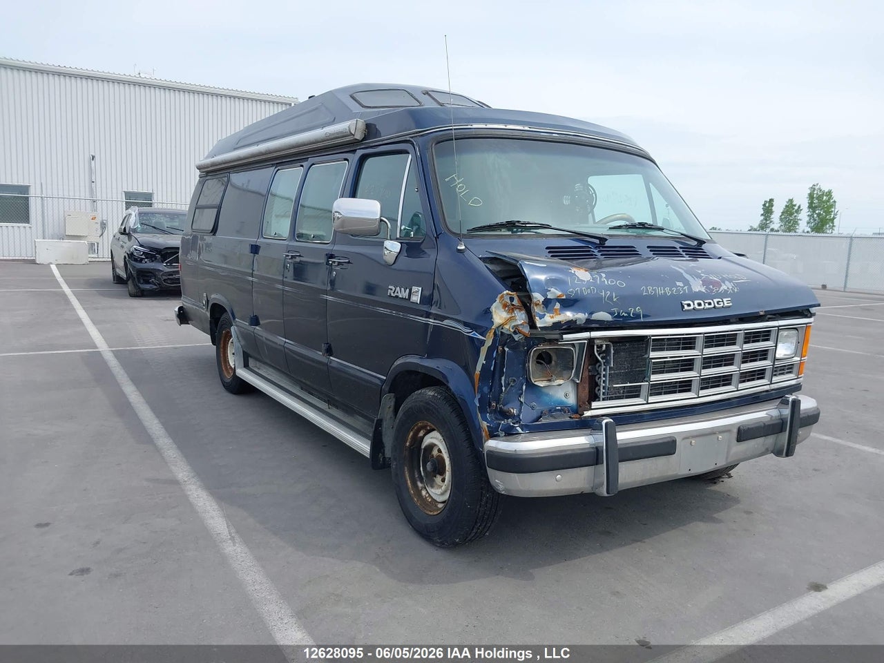 2B7HB23T1HK303314 · 1987 DODGE RAM VAN B250