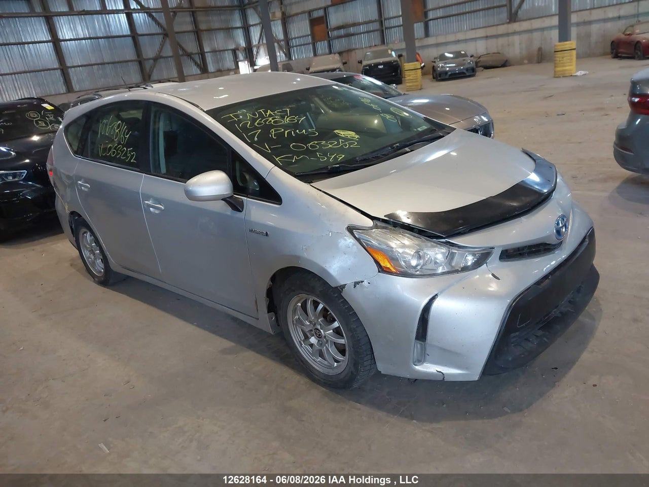 JTDZN3EU5HJ063252 · 2017 TOYOTA PRIUS V