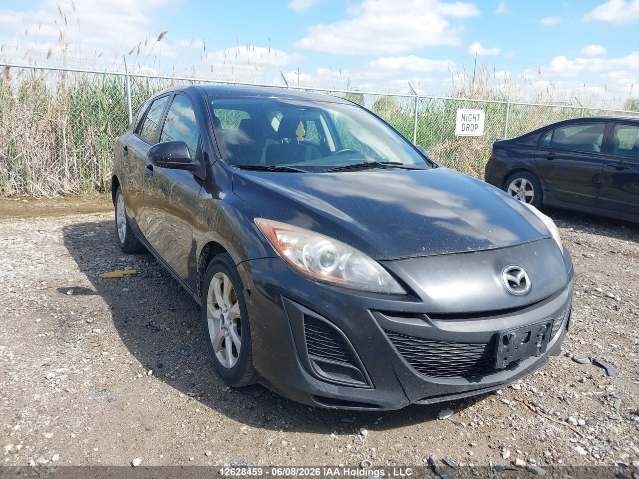 JM1BL1KF9B1469222 · 2011 MAZDA MAZDA3 GX