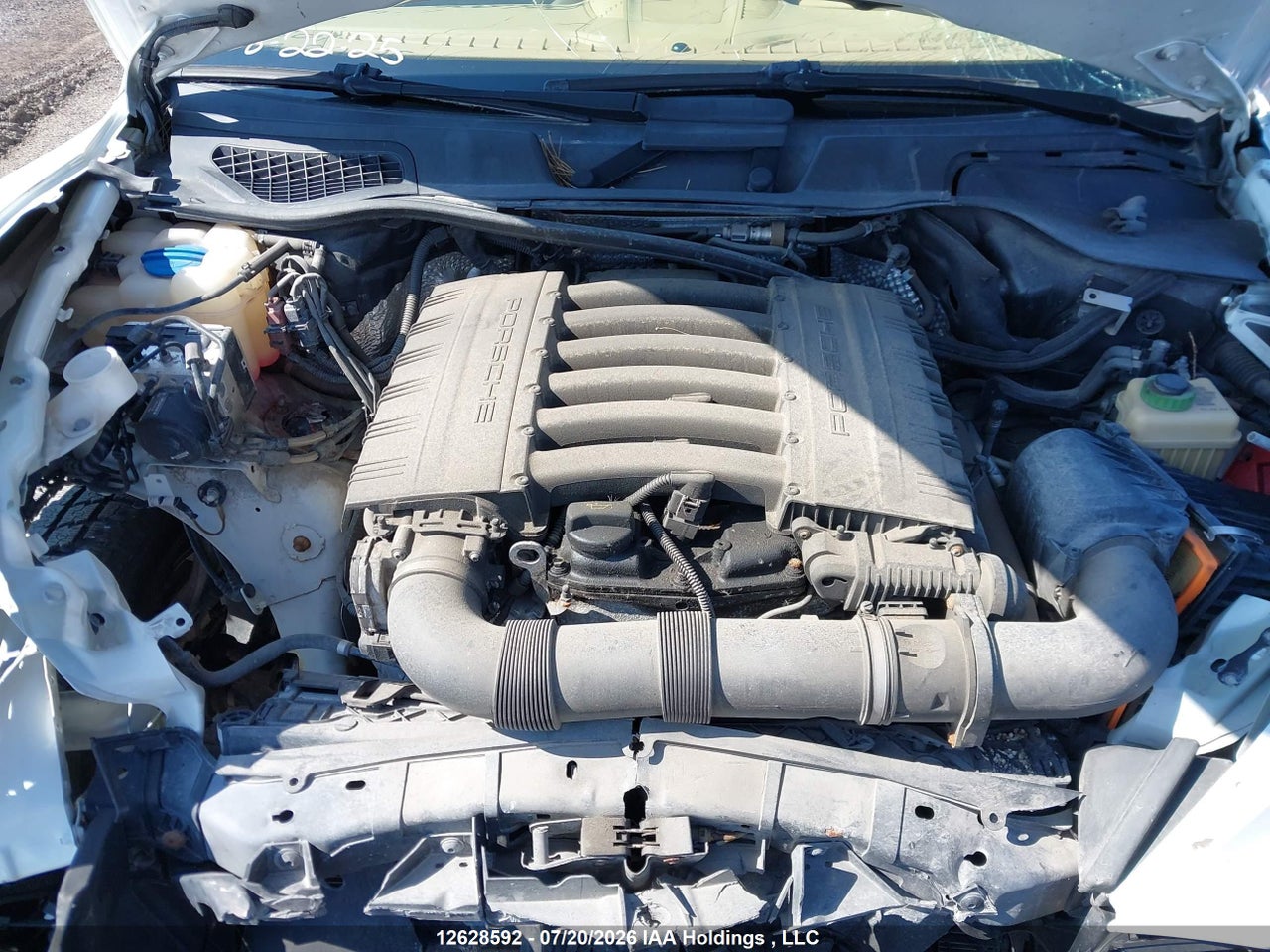 WP1AA2A20CLA08985 · 2012 PORSCHE CAYENNE · 10/24