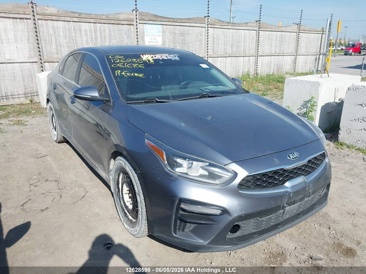 3KPF54AD3KE081686 · 2019 KIA FORTE EX