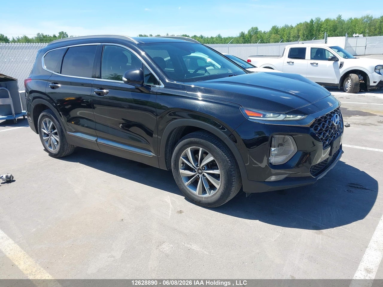 5NMS3CAA8KH082877 · 2019 HYUNDAI SANTA FE LUXURY