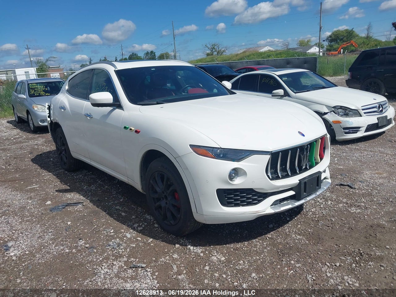 ZN661XUL1HX214291 · 2017 MASERATI LEVANTE