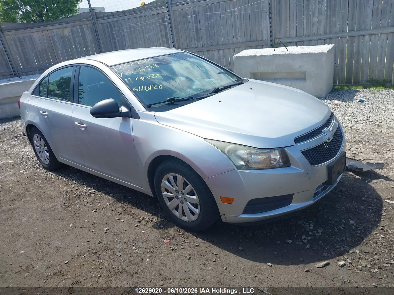 1G1PA5SH0B7205588 · 2011 CHEVROLET CRUZE LS