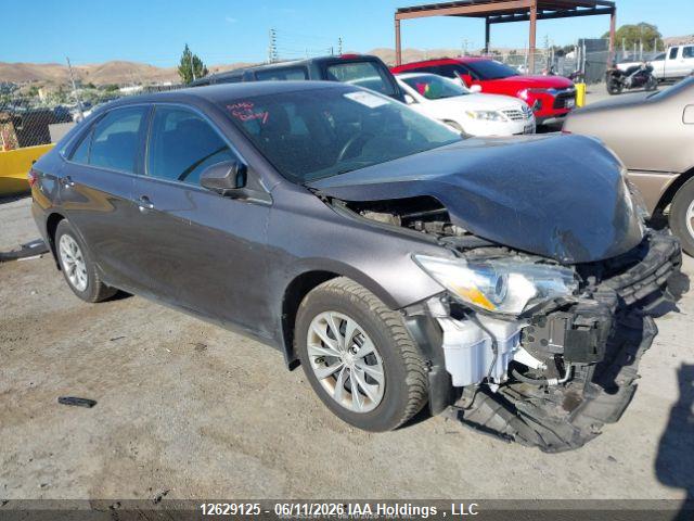 4T1BF1FK7FU489130 · 2015 TOYOTA CAMRY LE/XLE/SE/XSE
