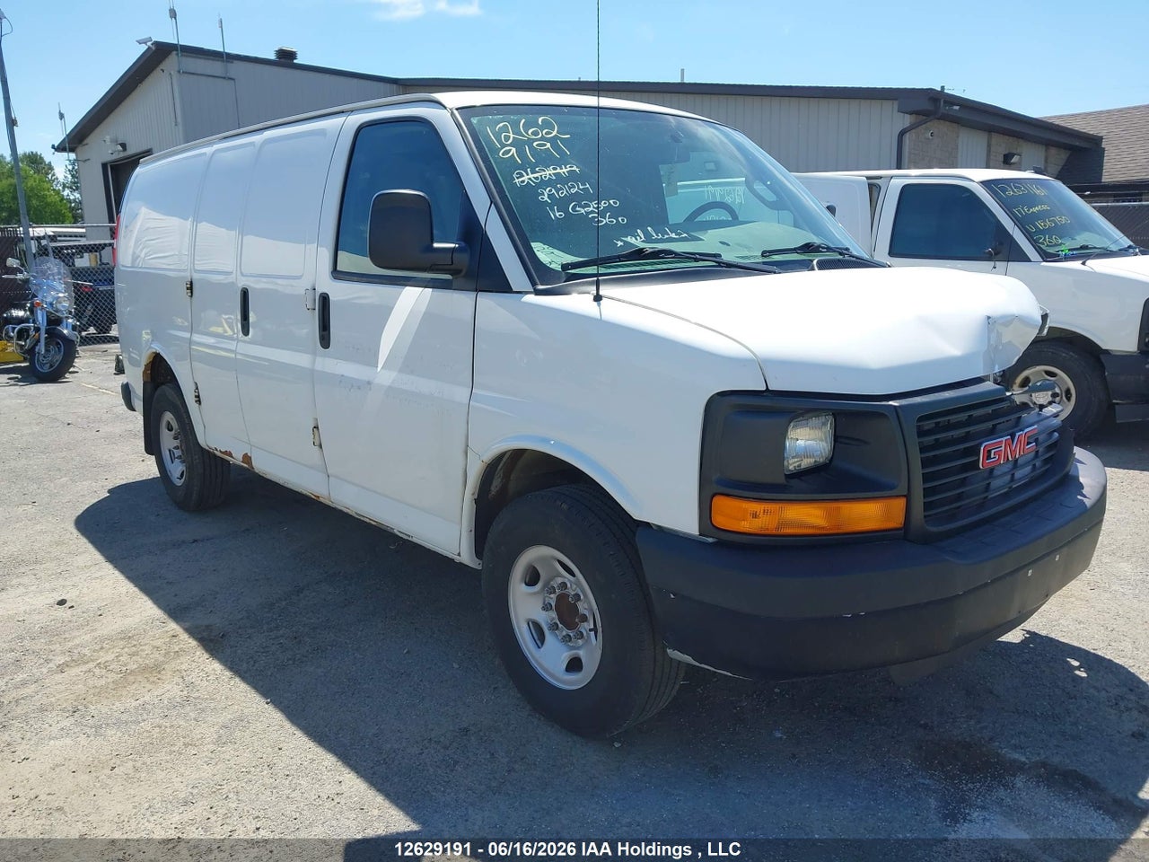 1GTW7AFF1G1292124 · 2016 GMC SAVANA G2500