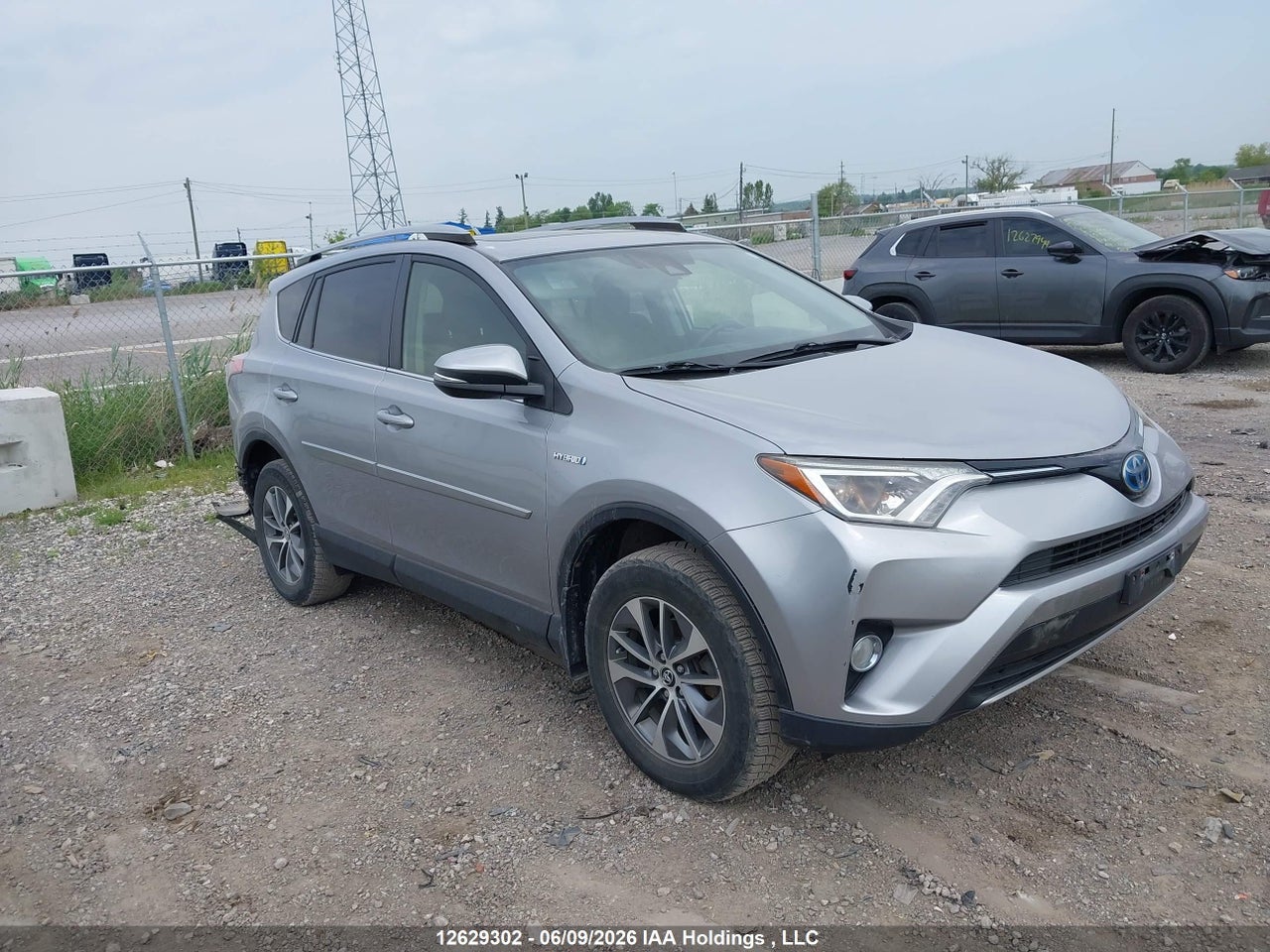 JTMRJREV7JD169262 · 2018 TOYOTA RAV4 HYBRID LE+