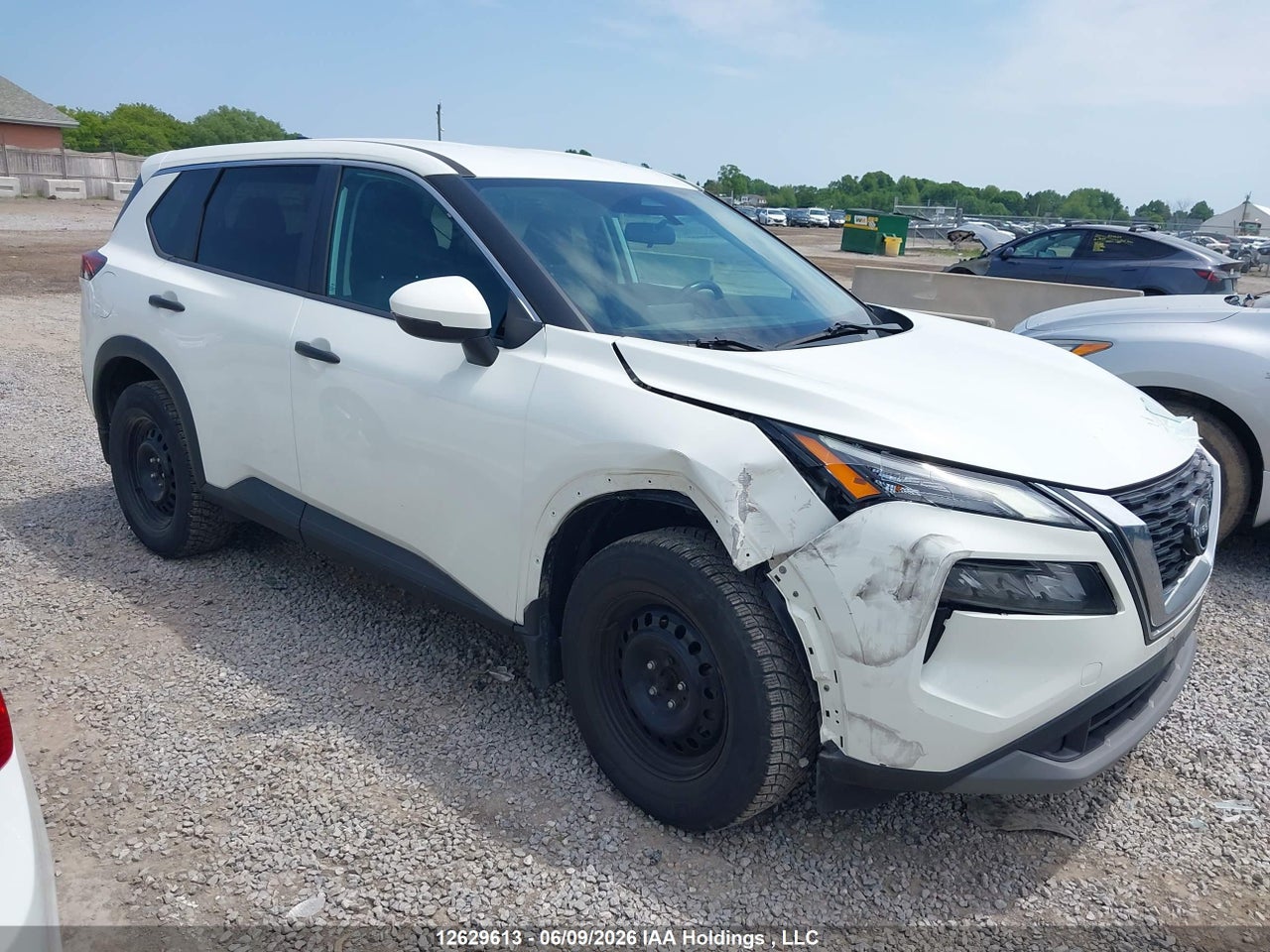 5N1AT3AB7NC676931 · 2022 NISSAN ROGUE S