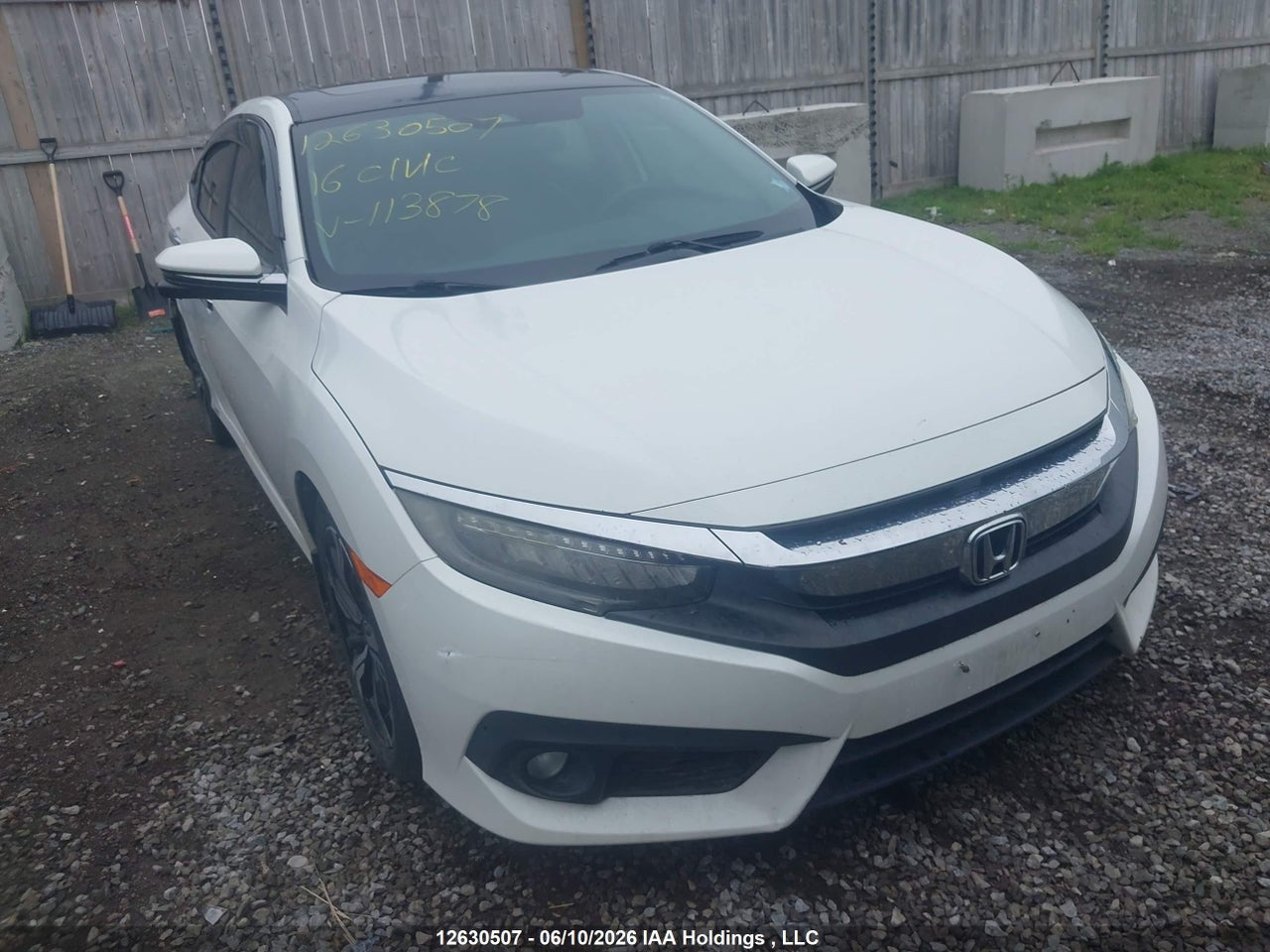 2HGFC1F91GH113878 · 2016 HONDA Civic touring