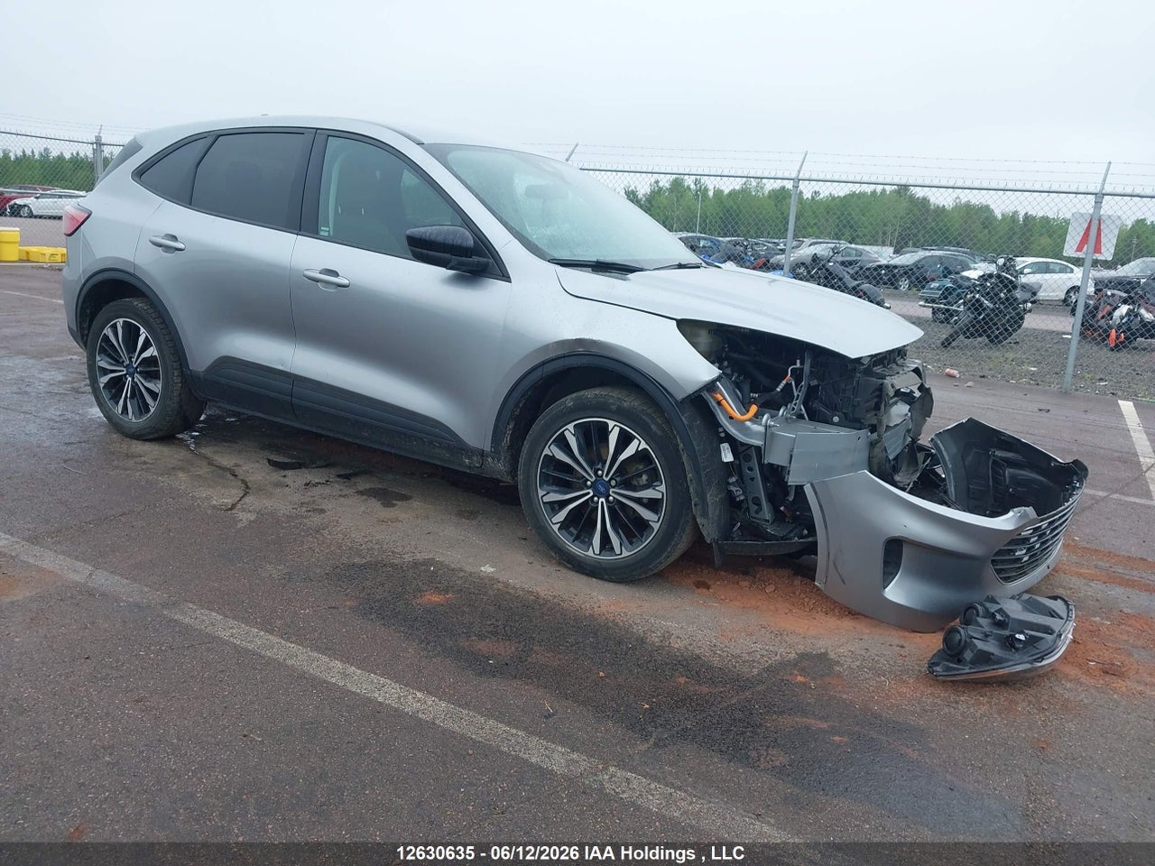 1FMCU9BZ4MUA37211 · 2021 FORD ESCAPE SE