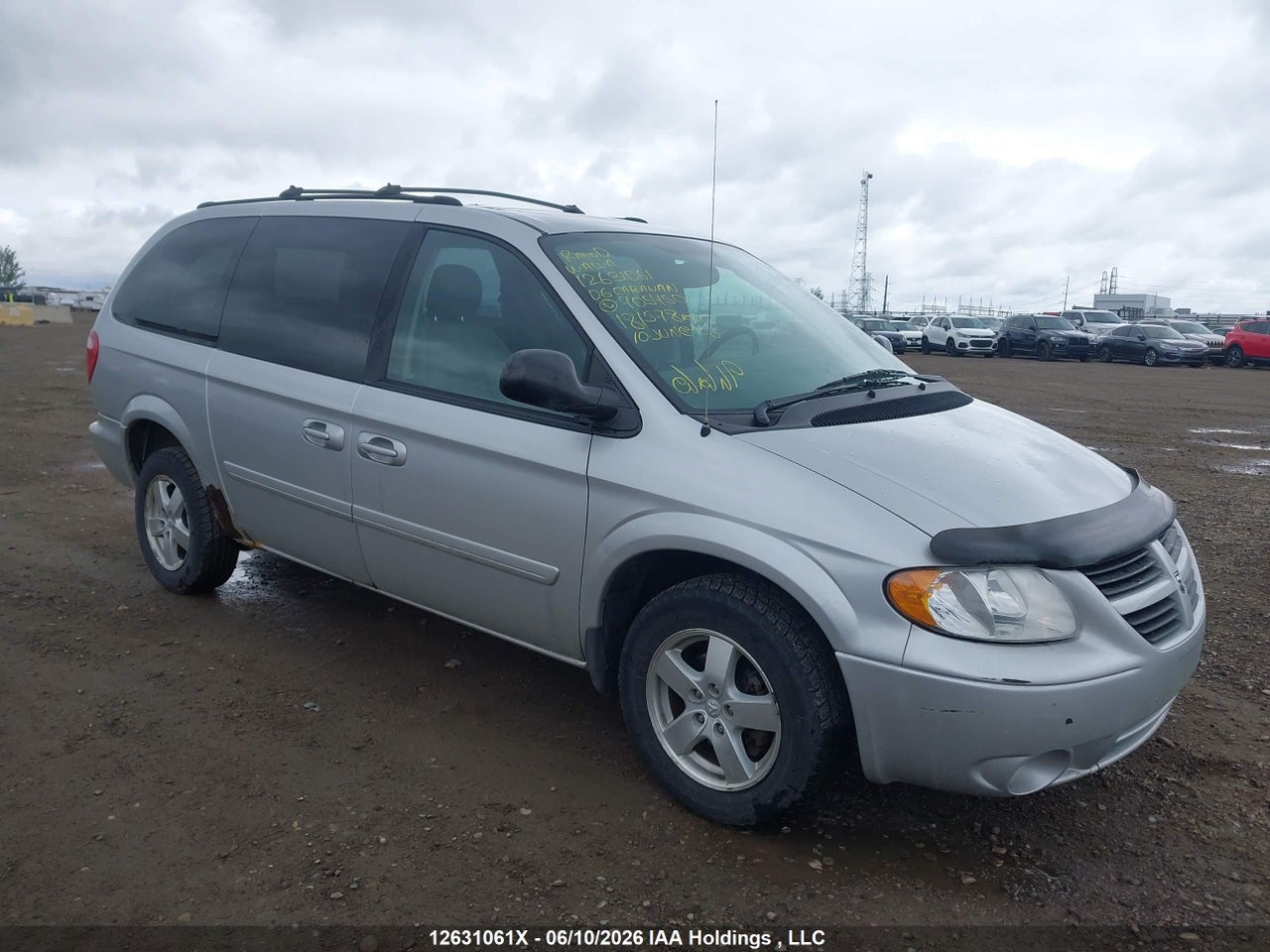 2D4GP44L56R705450 · 2006 DODGE GRAND CARAVAN SXT