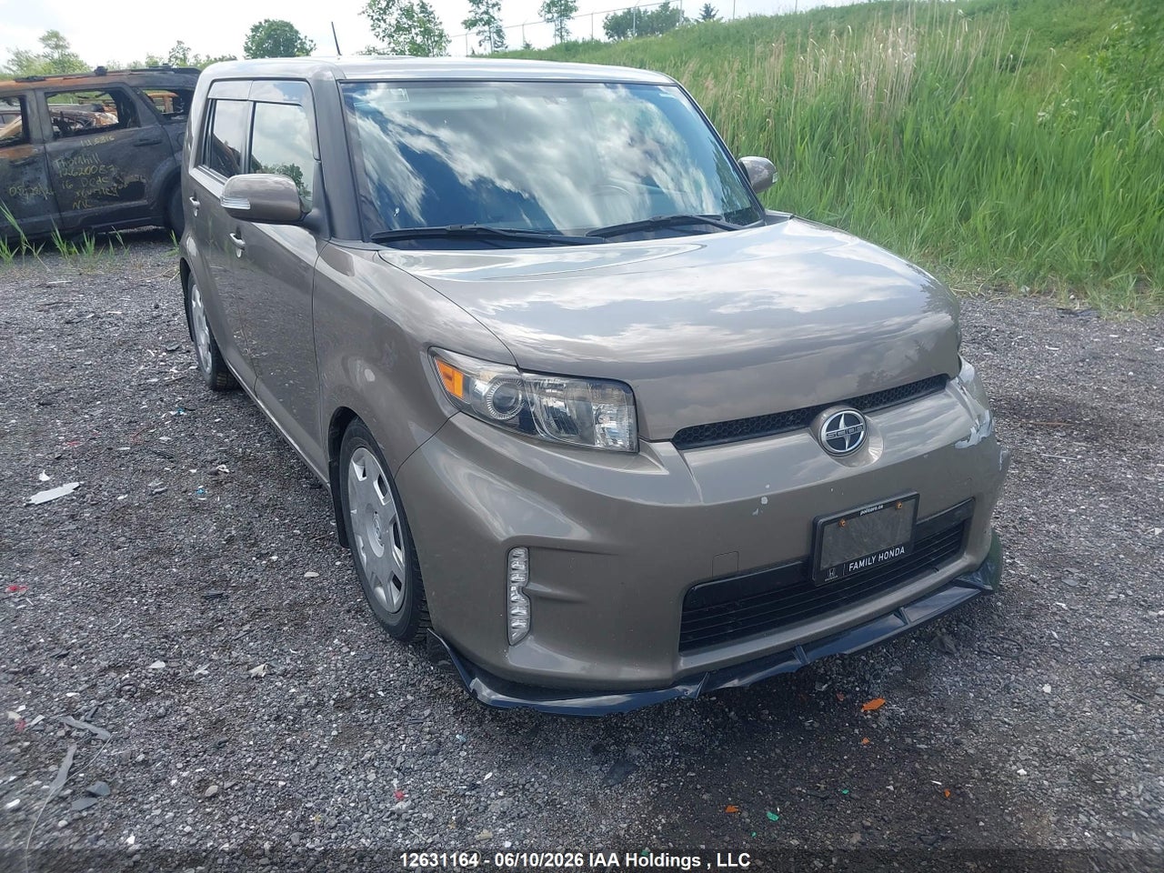 JTLZE4FEXEJ057380 · 2014 SCION XB