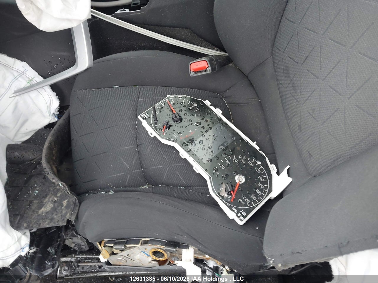 2T3R1RFV6LW098026 · 2020 TOYOTA RAV4 XLE/XLE PREMIUM · 7/17