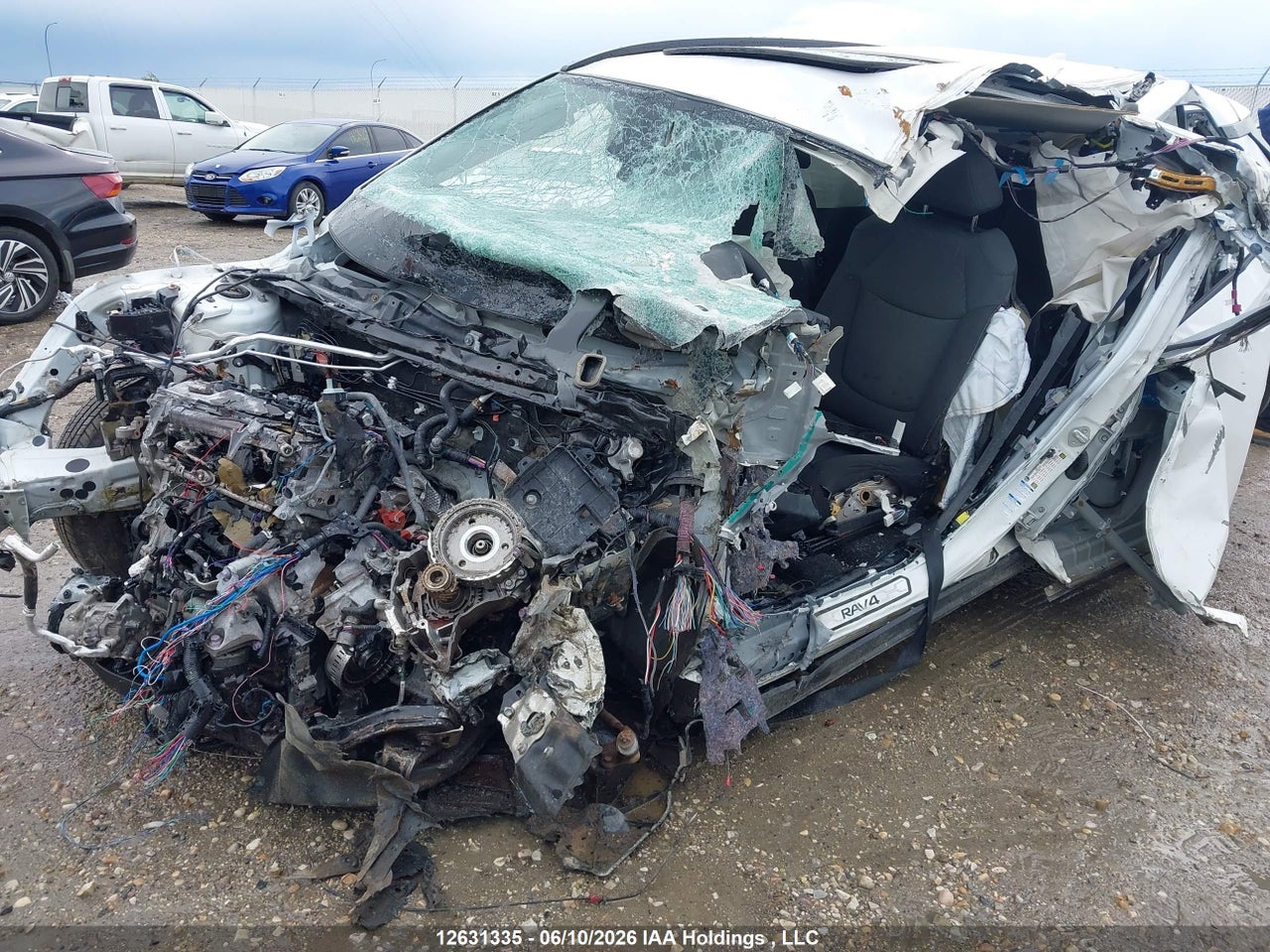 2T3R1RFV6LW098026 · 2020 TOYOTA RAV4 XLE/XLE PREMIUM · 6/17