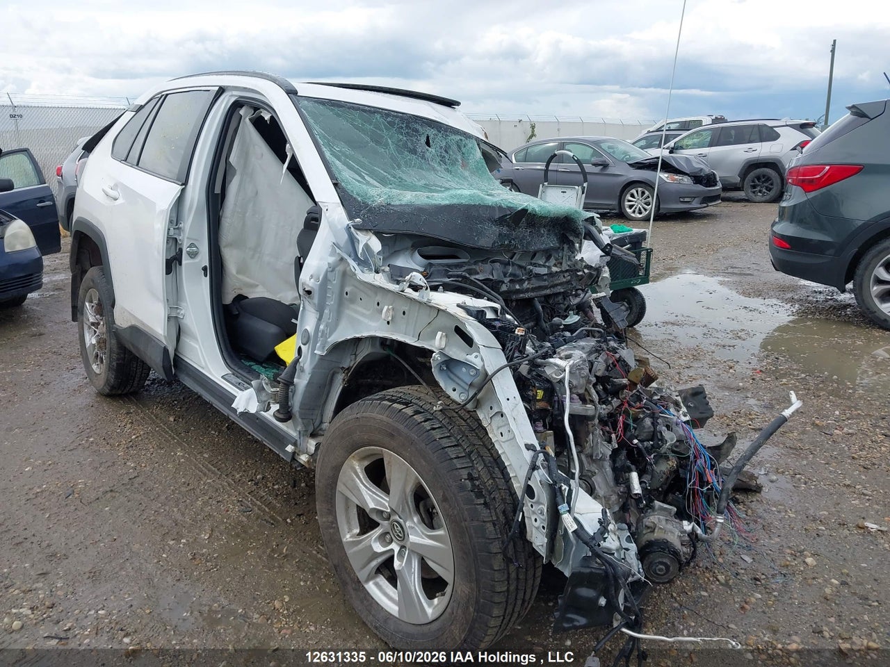 2020 TOYOTA RAV4 XLE/XLE PREMIUM
