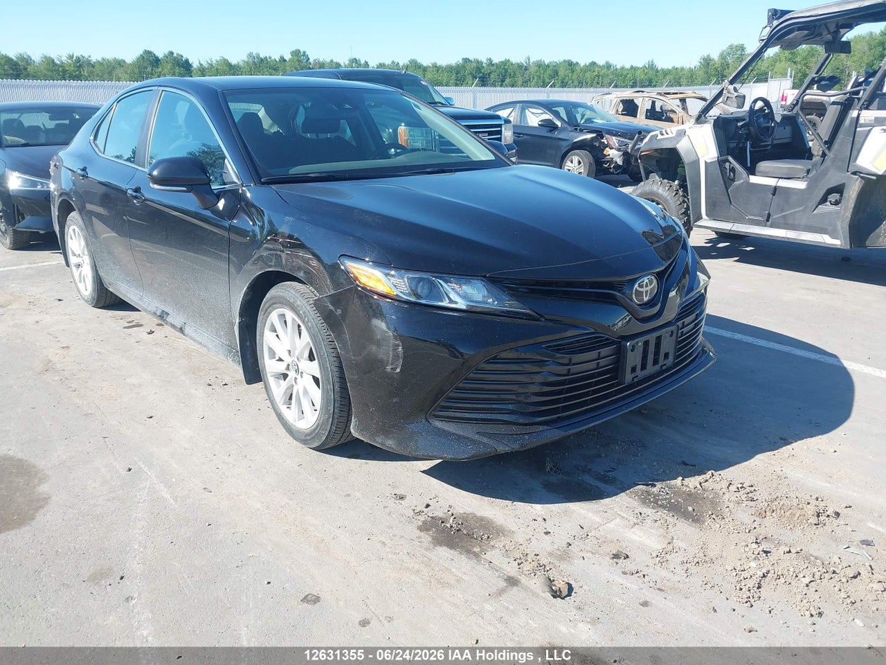 4T1B11HK2KU747401 · 2019 TOYOTA CAMRY LE