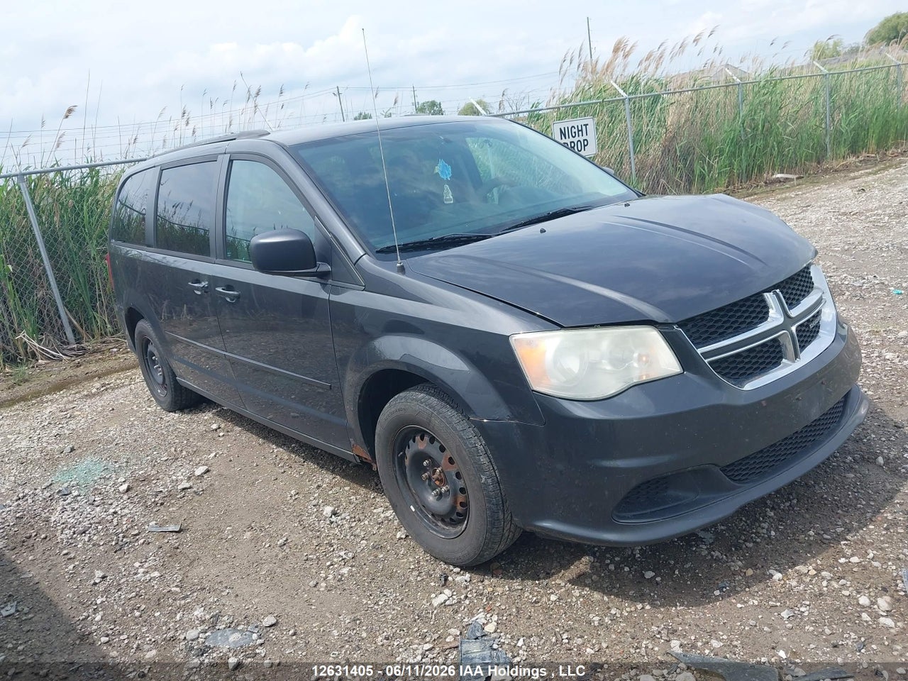 2D4RN4DG1BR729577 · 2011 DODGE GRAND CARAVAN EXPRESS